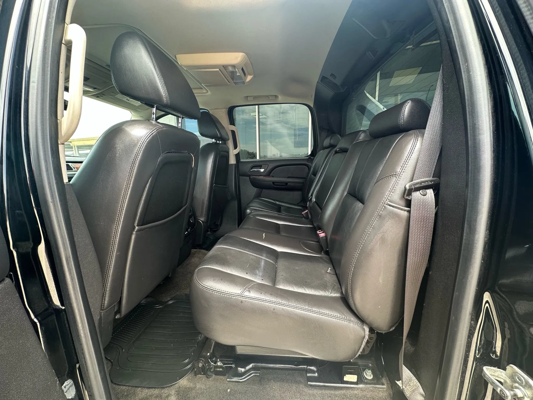 Used 2008 Chevrolet Avalanche LTZ w/ LTZ Preferred Equipment Group AWD/4WD image 10