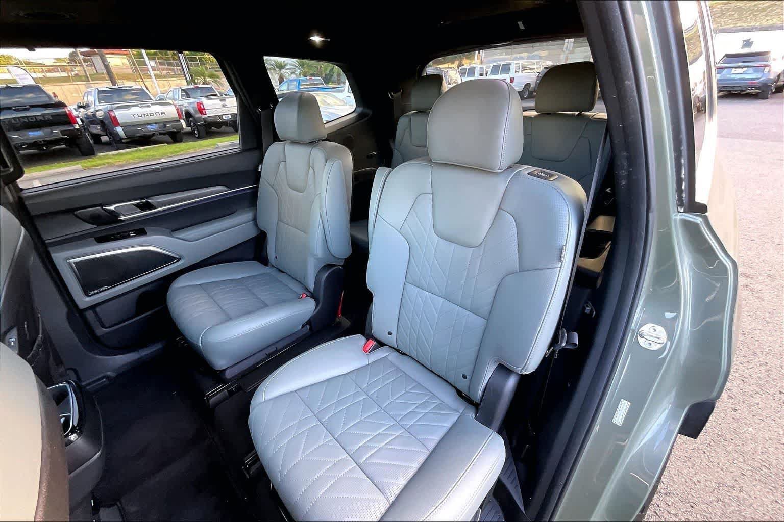 Used 2024 Kia Telluride SX Prestige X-Pro AWD/4WD image 29