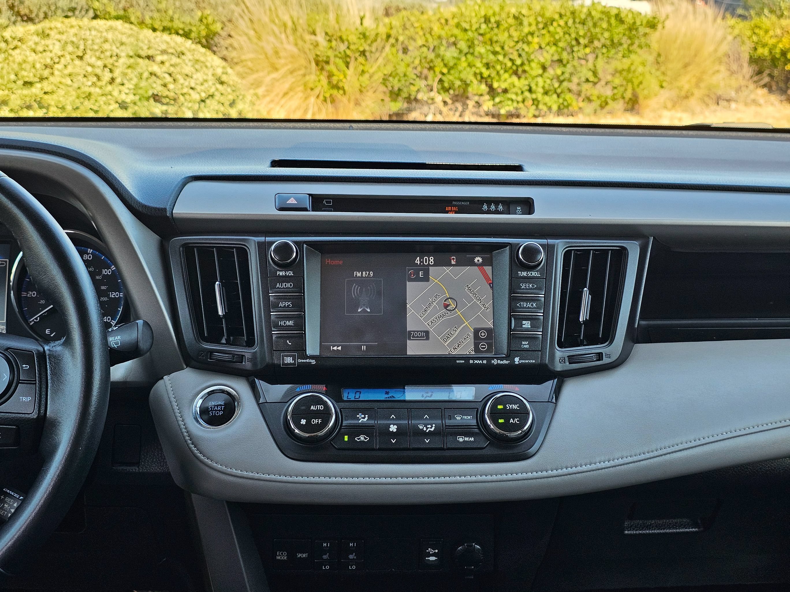 Used 2018 Toyota RAV4 Limited w/ Advanced Technology Package FWD image 25
