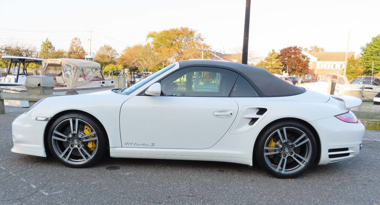 Used 2012 Porsche 911 Edition 918 Spyder AWD/4WD image 2