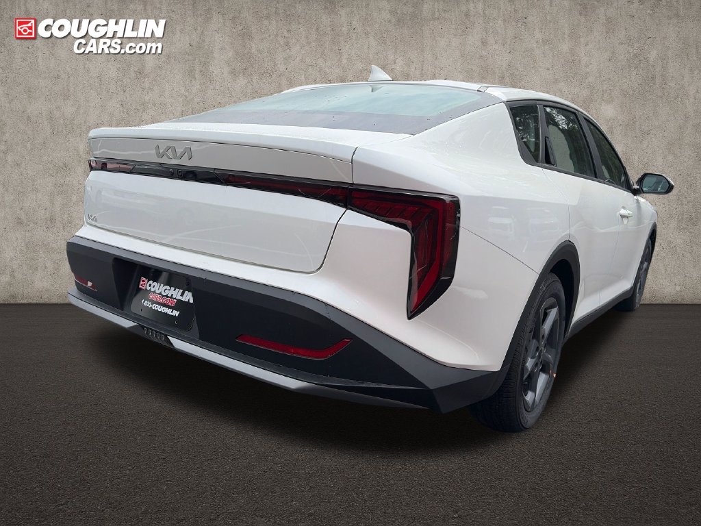 New 2026 Kia K4 FWD image 8