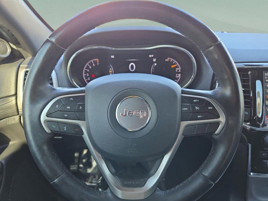 Used 2022 Jeep Grand Cherokee Laredo X image 21