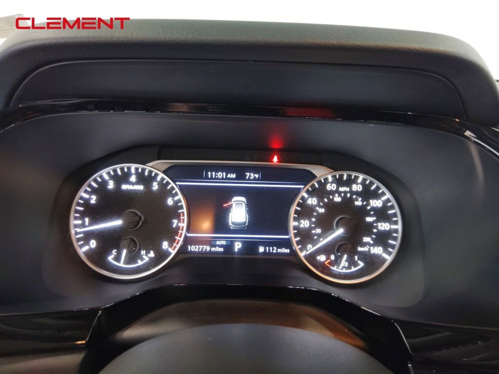 Used 2022 Nissan Pathfinder SV image 15