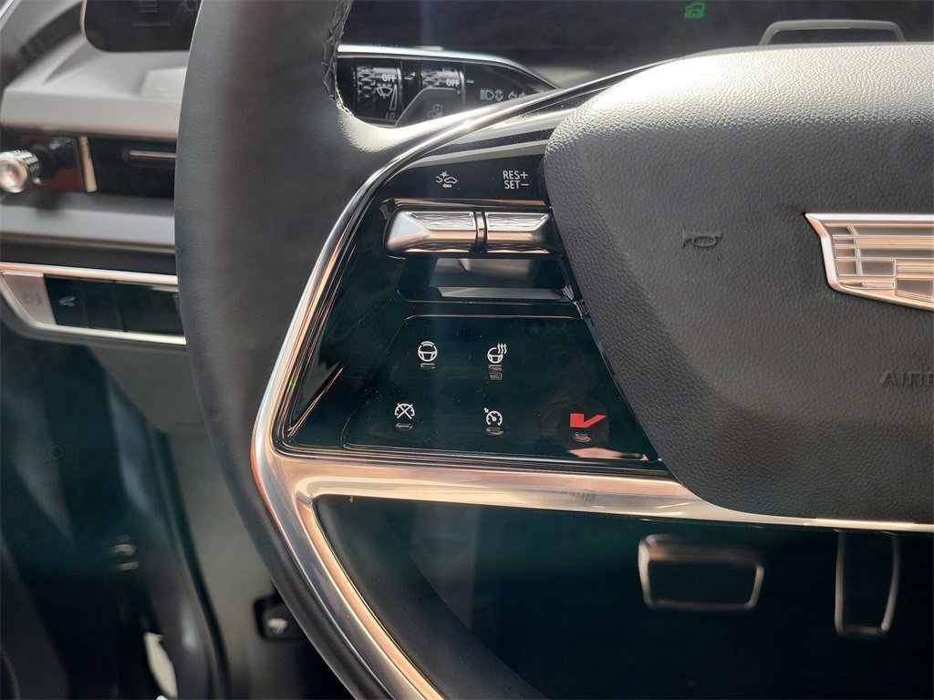 New 2026 Cadillac Vistiq Luxury image 14