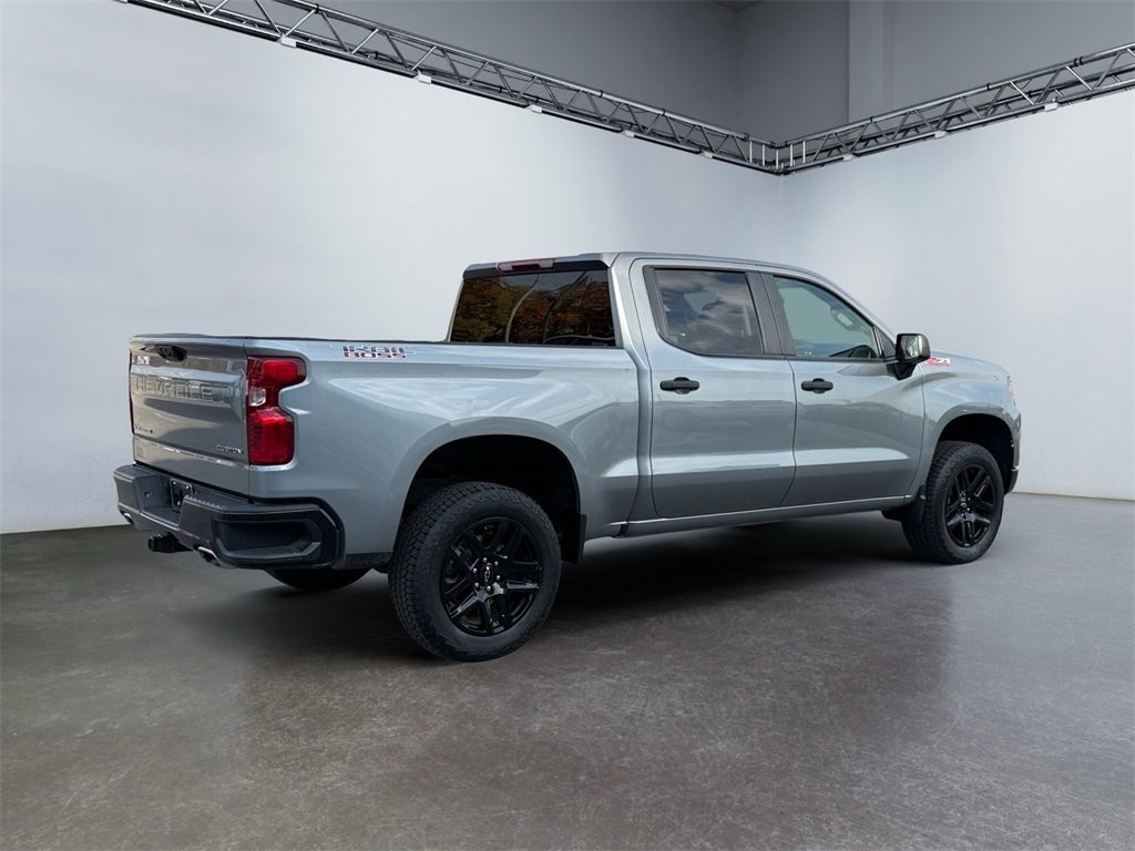 Used 2023 Chevrolet Silverado 1500 Custom Trail Boss image 3