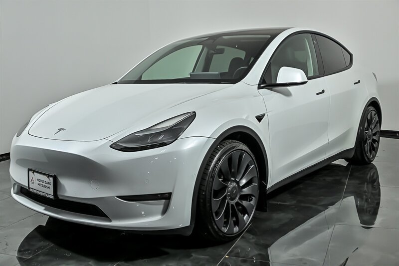 Used 2022 Tesla Model Y Performance AWD/4WD image 5
