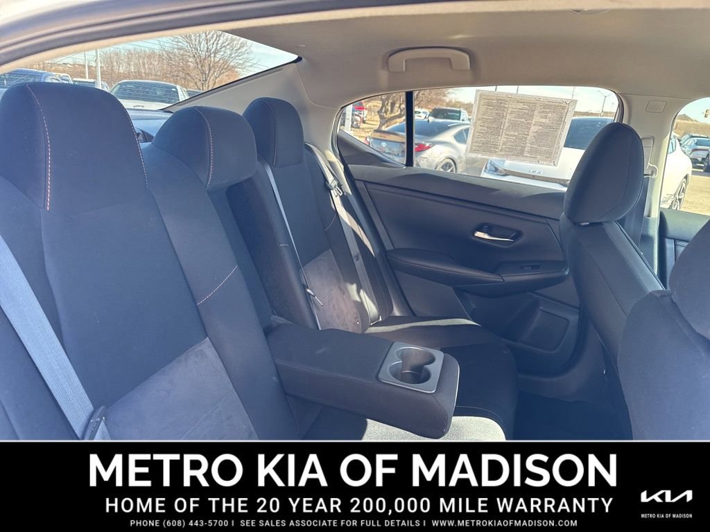 Used 2022 Nissan Sentra SR w/ Midnight Edition image 34