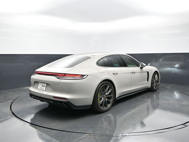 Used 2022 Porsche Panamera 4 E-Hybrid AWD/4WD image 8