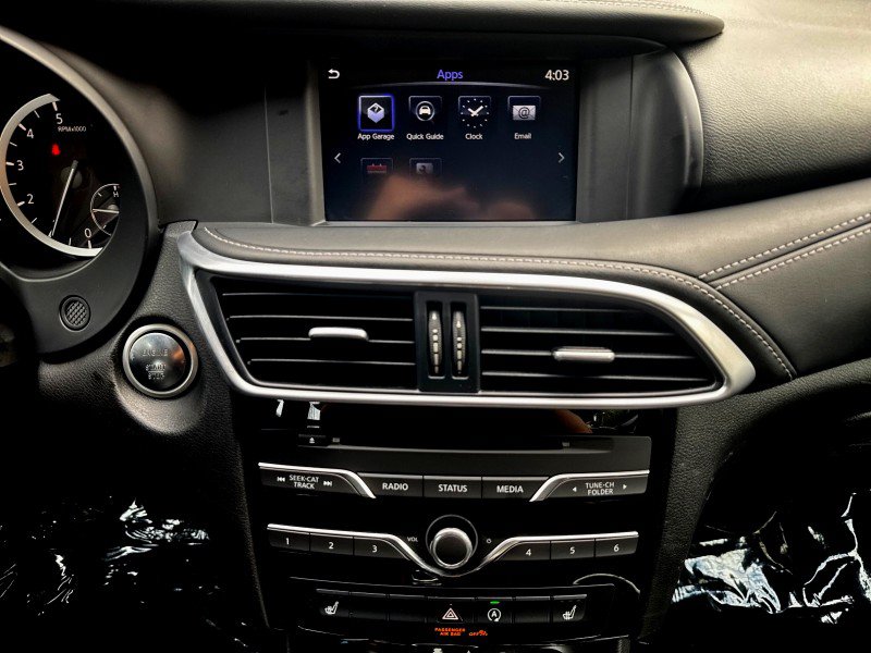 Used 2018 INFINITI QX30 FWD image 22