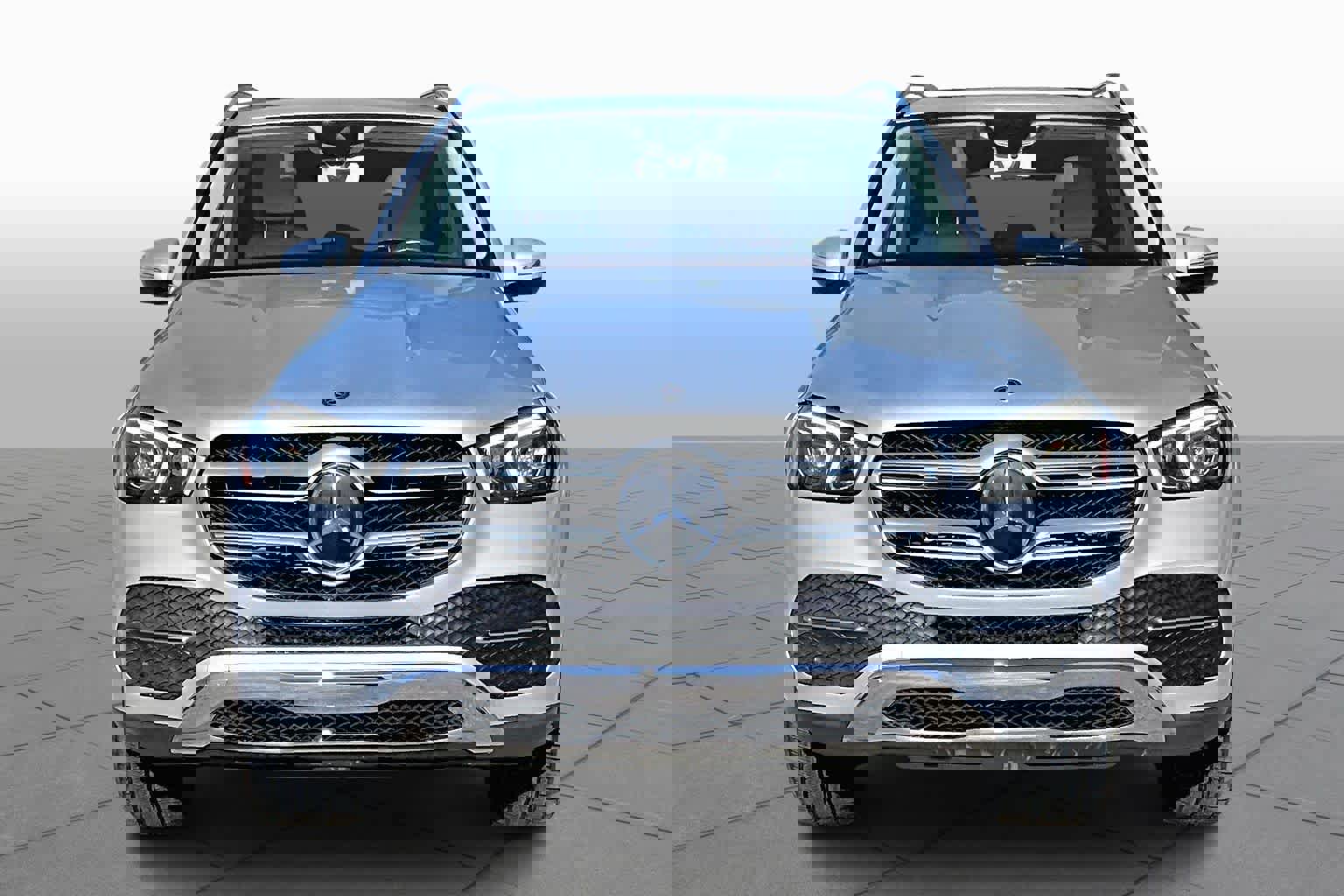 Used 2020 Mercedes-Benz GLE 350 4MATIC image 4