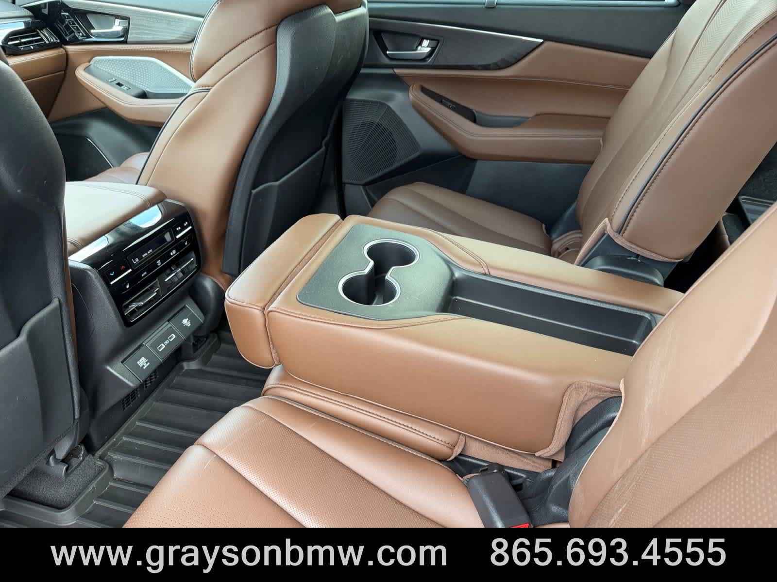 Used 2024 Acura MDX w/ Advance Package AWD/4WD image 16