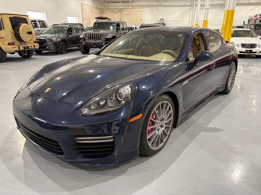 Used 2015 Porsche Panamera GTS w/ Premium Package Plus image 3