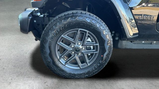 New 2026 Jeep Gladiator Sport AWD/4WD image 26