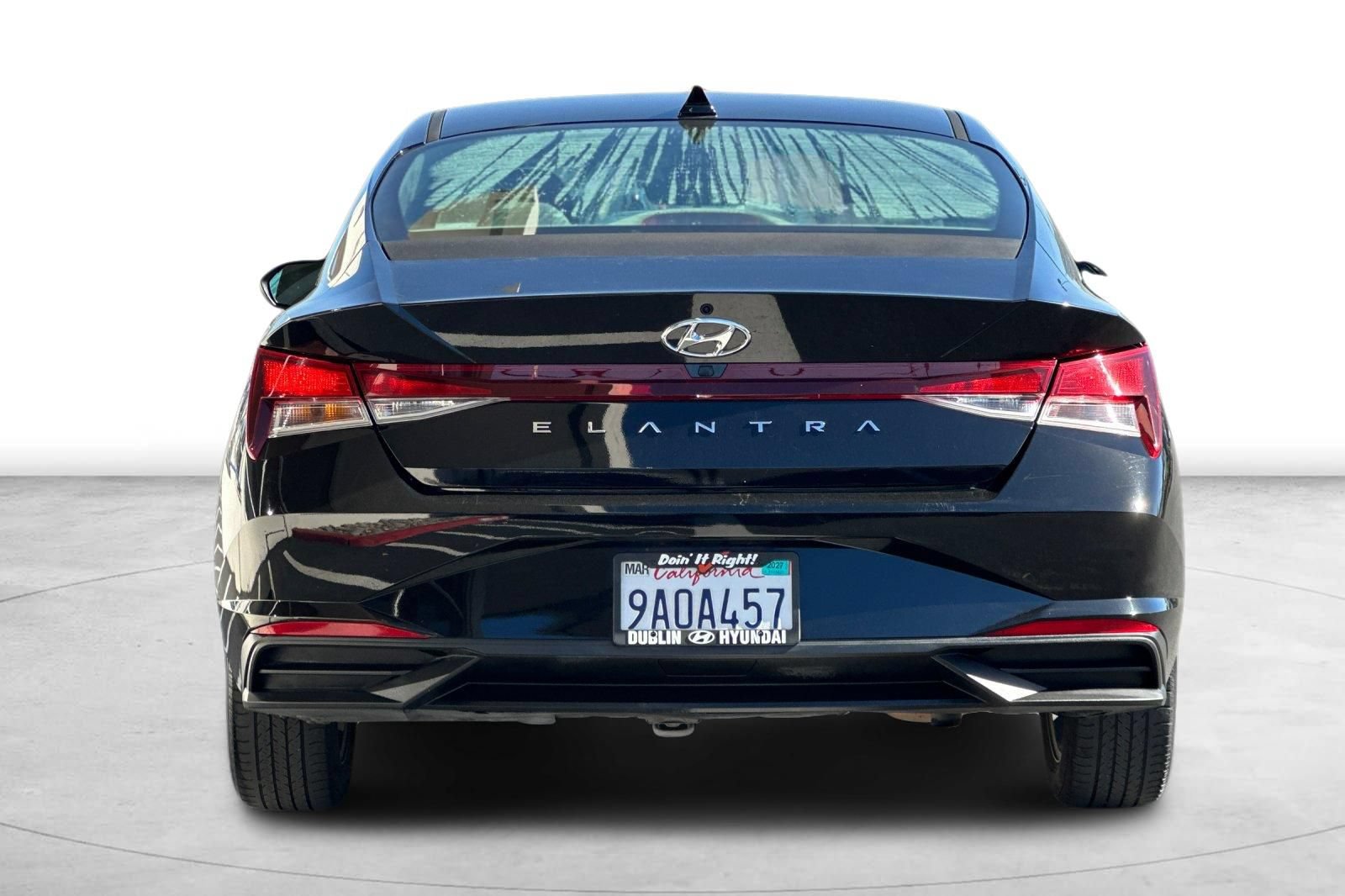 Used 2022 Hyundai Elantra SEL w/ Convenience Package FWD image 5