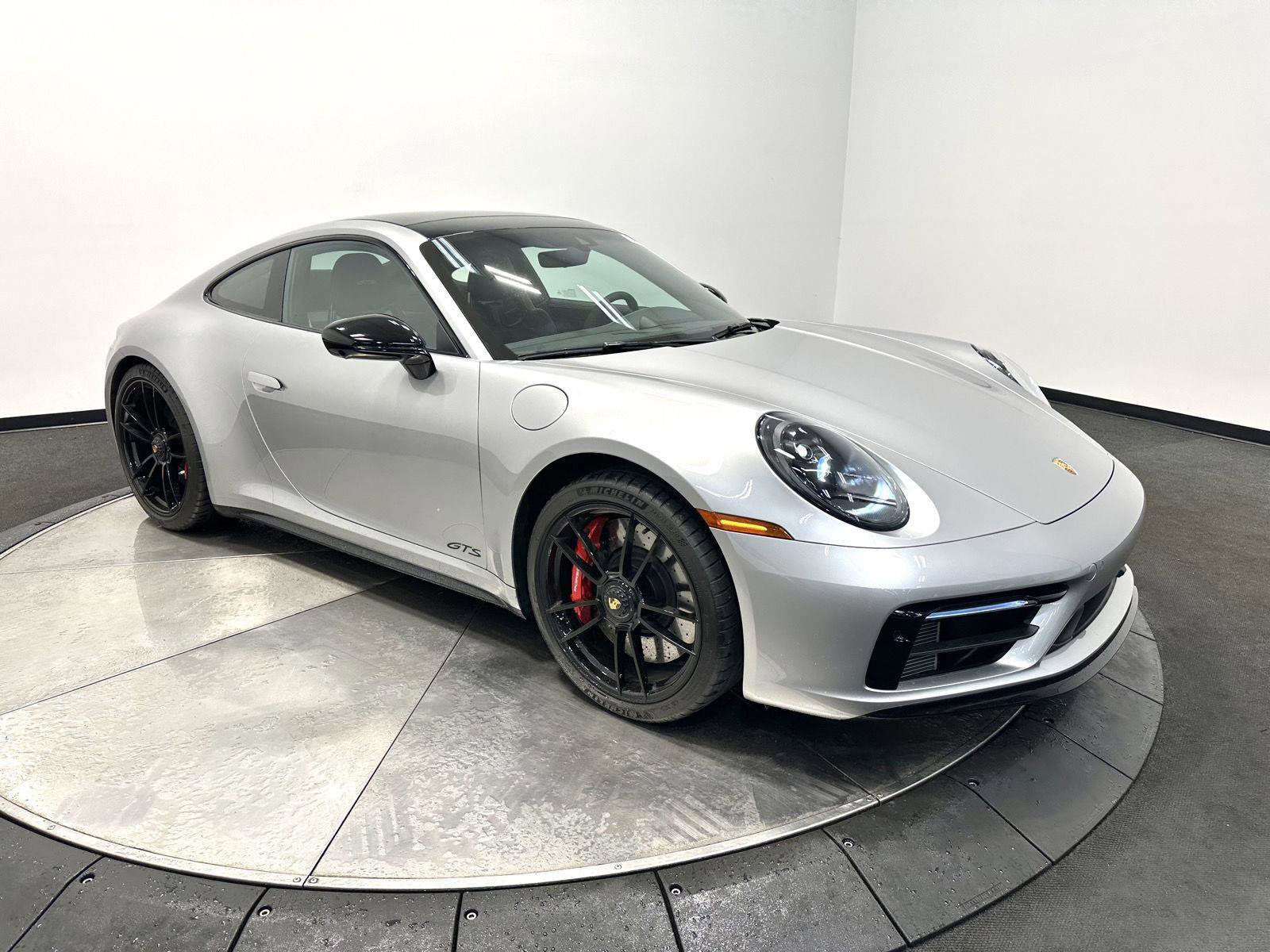 Certified 2024 Porsche 911 Carrera GTS image 8