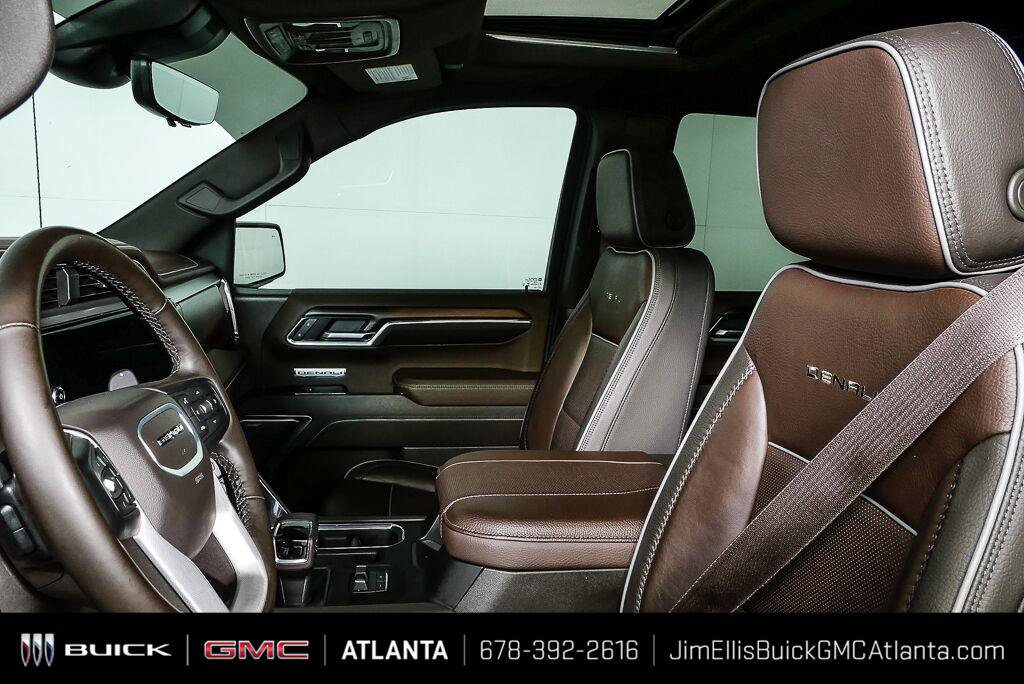 Used 2025 GMC Sierra 1500 Denali w/ Technology Package AWD/4WD image 5