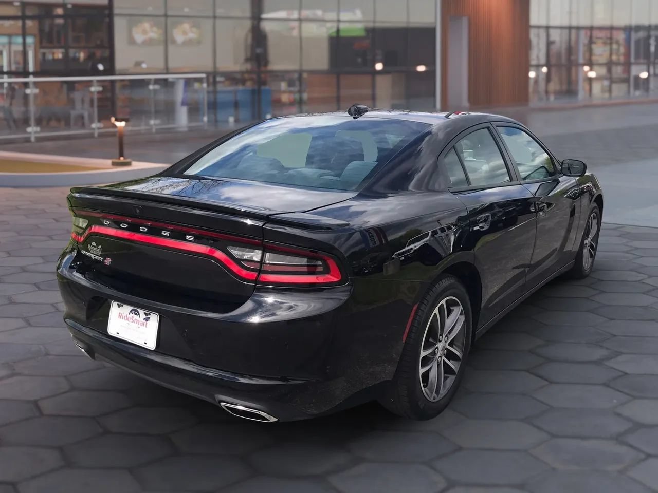 Used 2019 Dodge Charger SXT AWD/4WD image 10