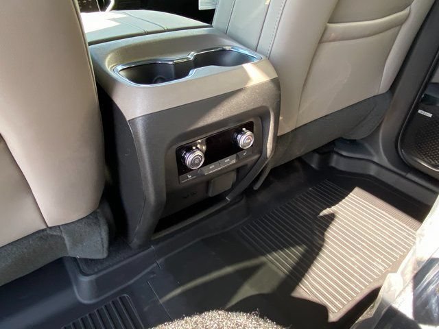 New 2025 GMC Acadia Elevation w/ Elevation Premium Package FWD image 15
