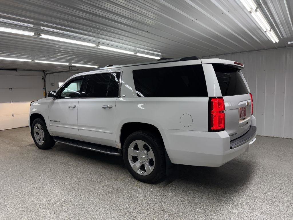 Used 2015 Chevrolet Suburban LTZ image 4