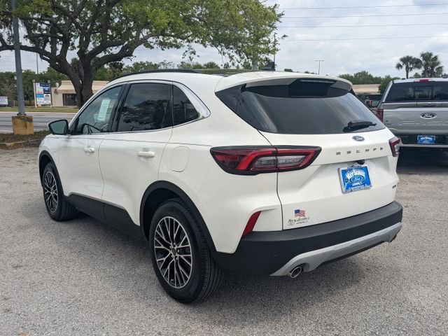 New 2025 Ford Escape SE w/ PHEV Premium Package FWD image 19
