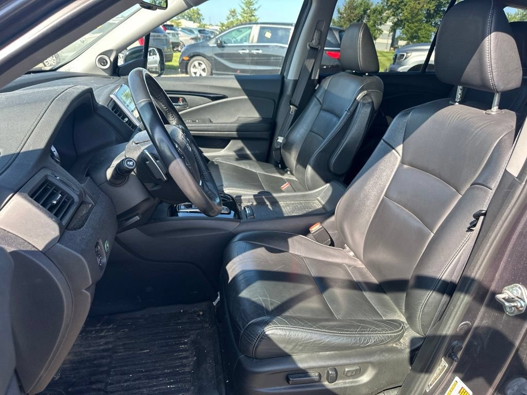 Used 2017 Honda Pilot Touring image 17