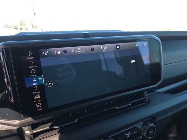 Used 2025 Jeep Wrangler Unlimited Sahara w/ Safety Group image 24