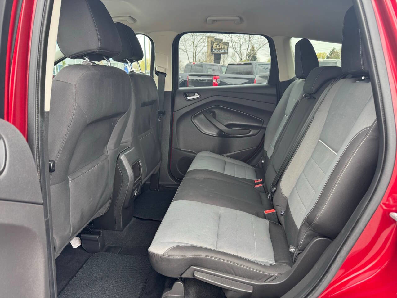 Used 2014 Ford Escape SE AWD/4WD image 29