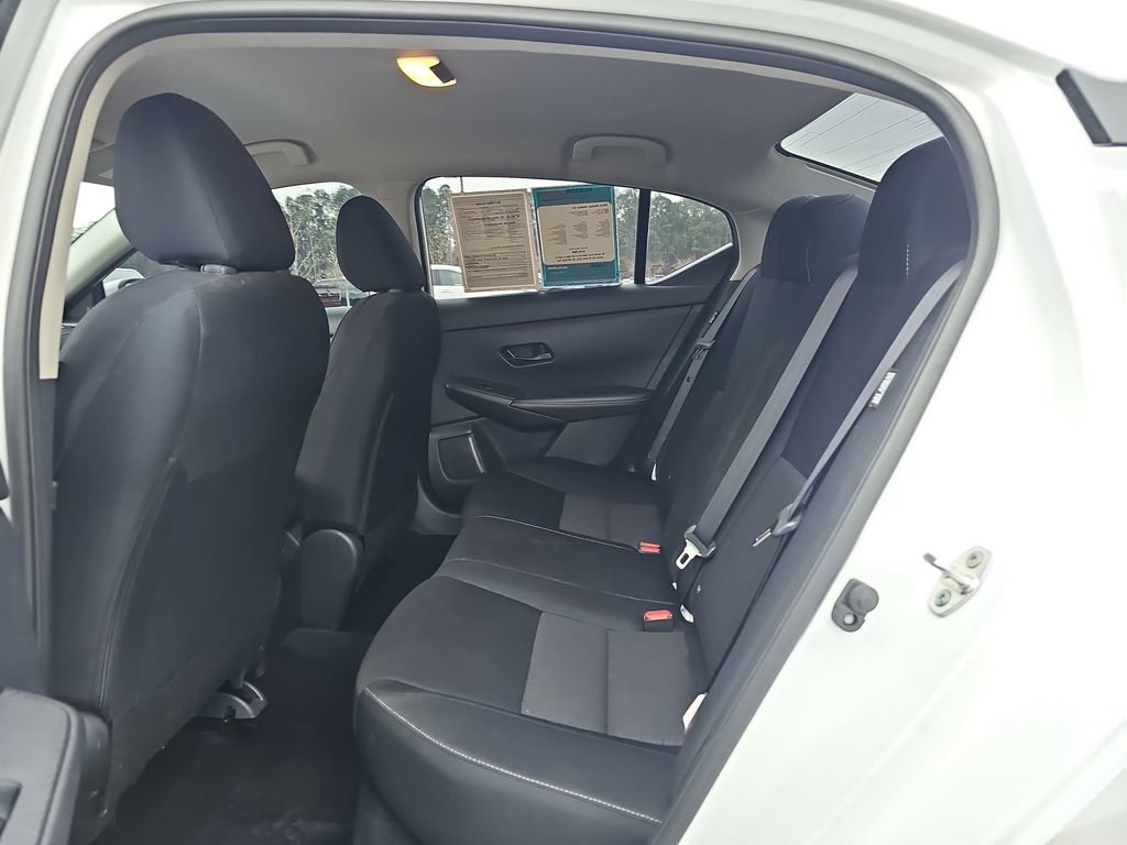 Used 2024 Nissan Sentra SV image 18