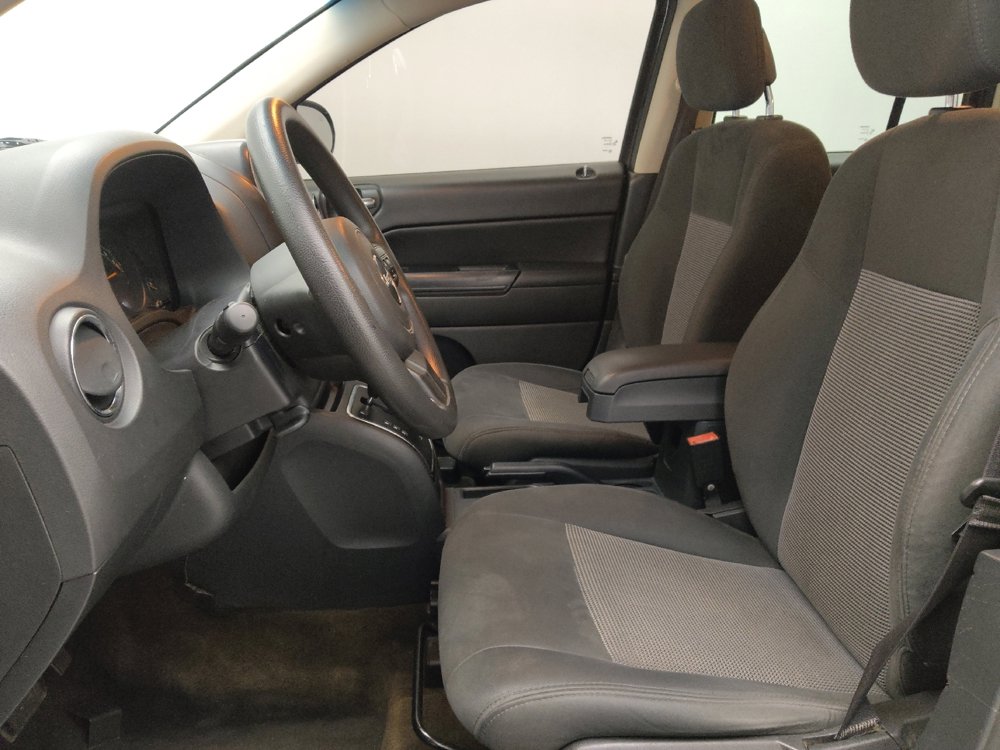 Used 2016 Jeep Compass Sport w/ Power Value Group image 17