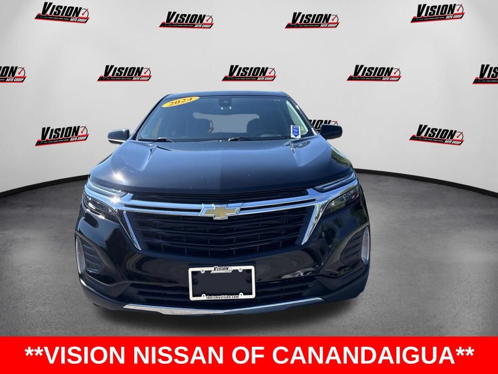 Used 2024 Chevrolet Equinox LT AWD/4WD image 2