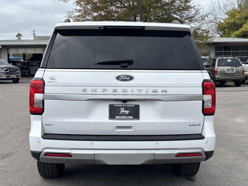 Used 2024 Ford Expedition Max XLT image 4