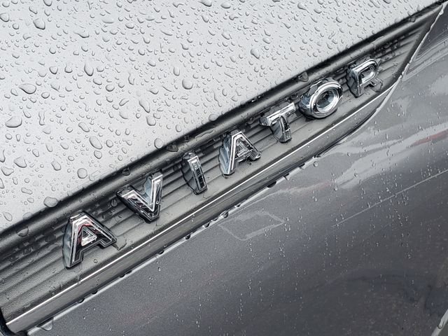 Certified 2024 Lincoln Aviator Reserve AWD/4WD image 6