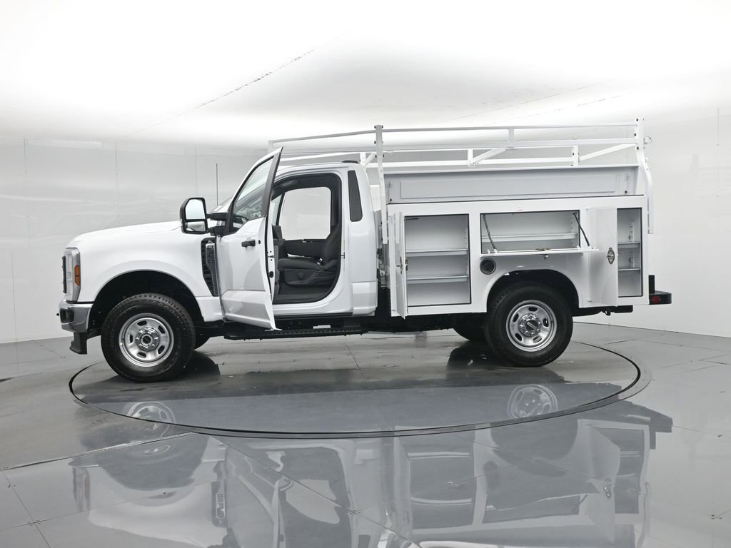 New 2026 Ford F350 XL w/ FX4 Off-Road Package image 38