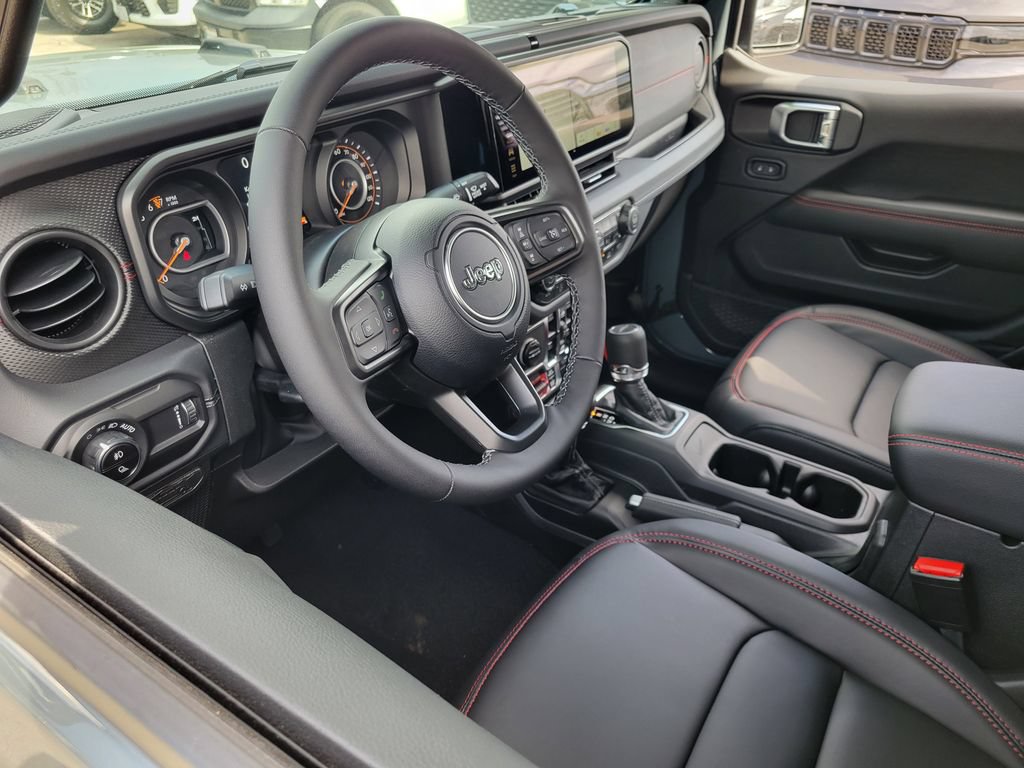 New 2026 Jeep Gladiator Rubicon w/ Safety Group AWD/4WD image 3