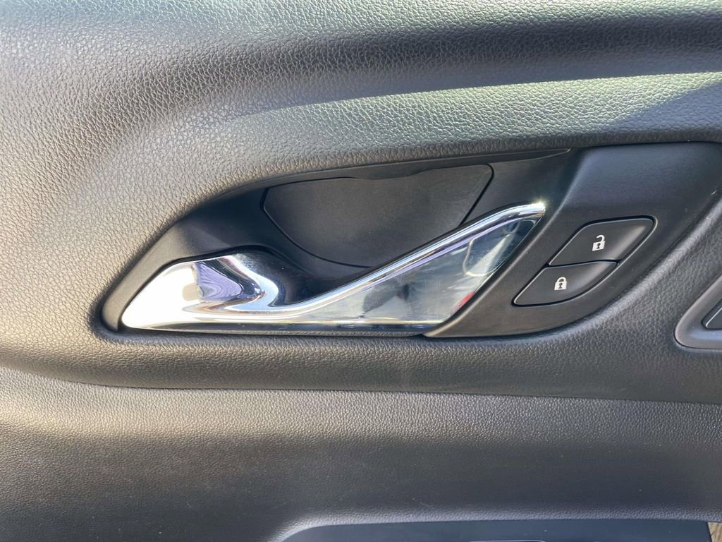 Used 2017 GMC Acadia Denali w/ Technology Package FWD image 20