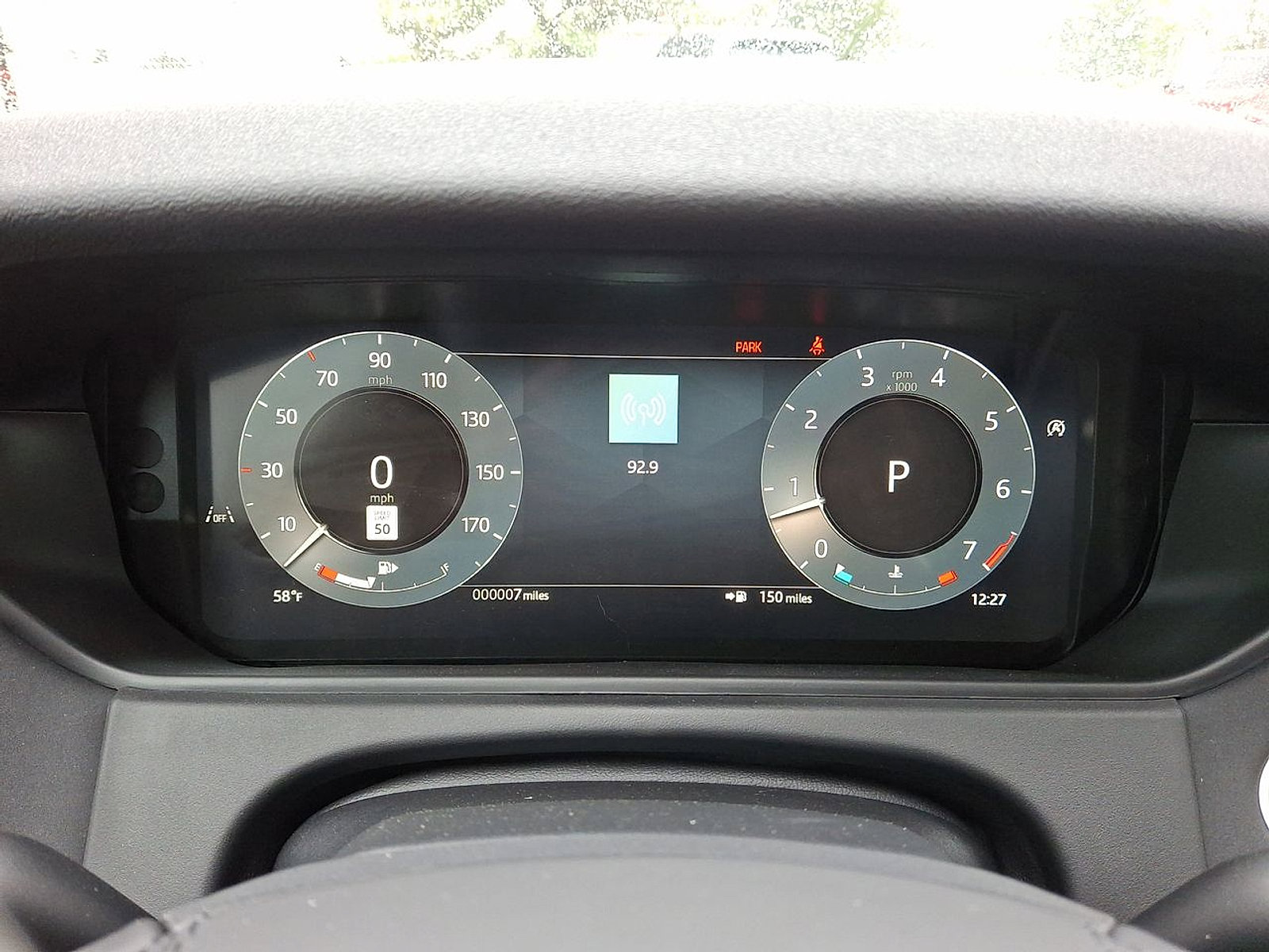 New 2026 Land Rover Range Rover Velar S image 21