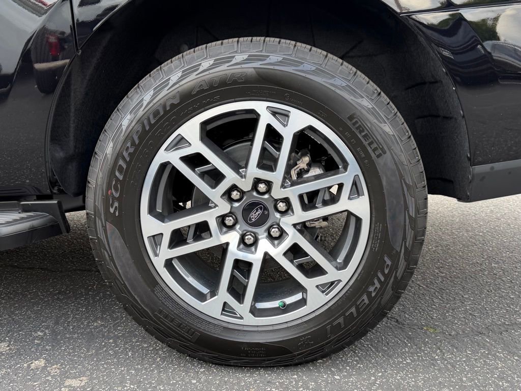 New 2026 Ford Expedition Max Active RWD image 11