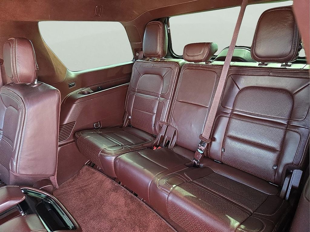Used 2018 Lincoln Navigator Black Label w/ Cargo Package image 16