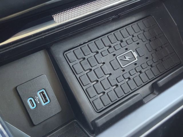 Used 2024 Ford F150 Lightning Flash image 21