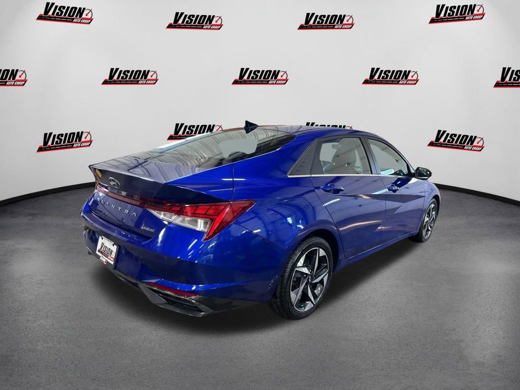 Used 2021 Hyundai Elantra Limited image 5