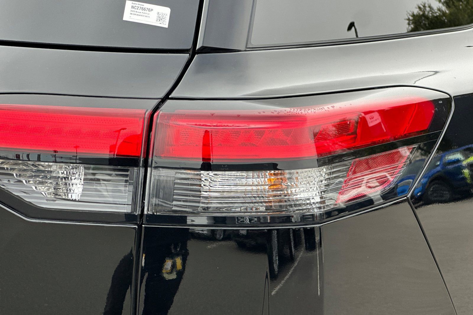 Certified 2025 Nissan Pathfinder SV image 50