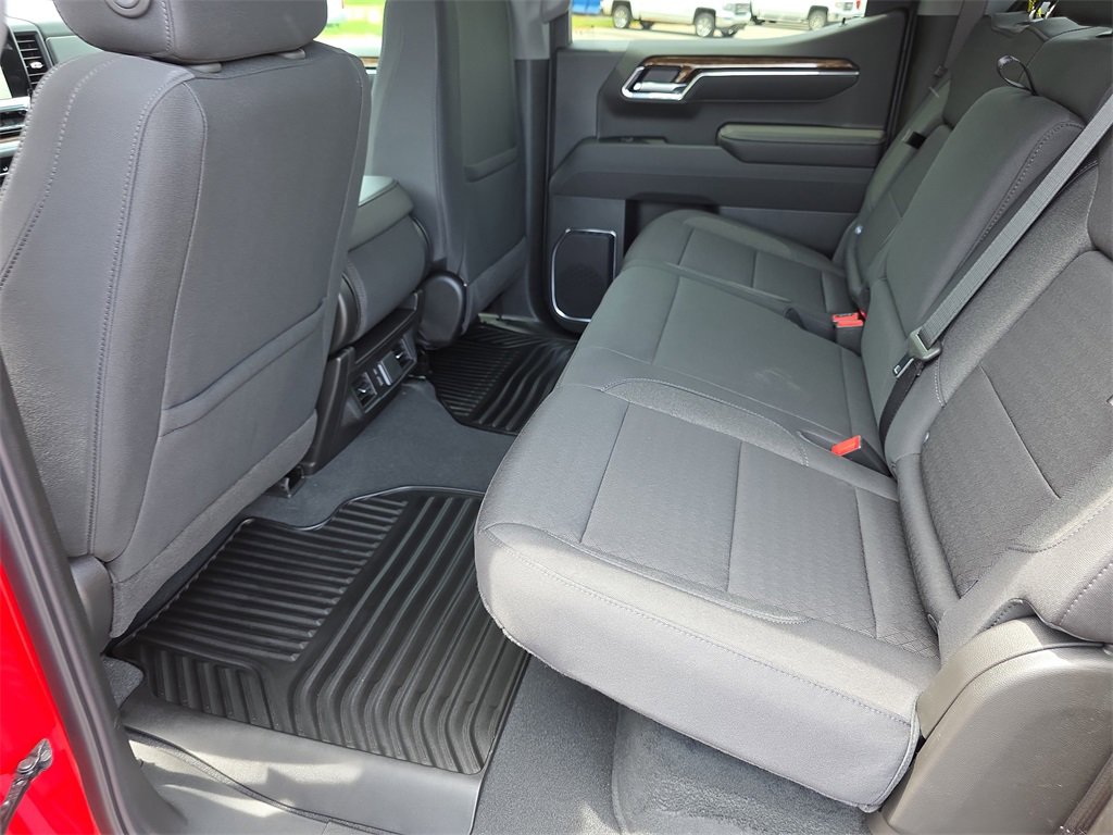 New 2025 GMC Sierra 1500 Elevation image 29
