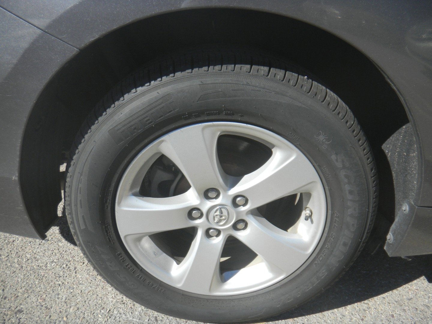 Used 2015 Toyota Sienna LE image 21