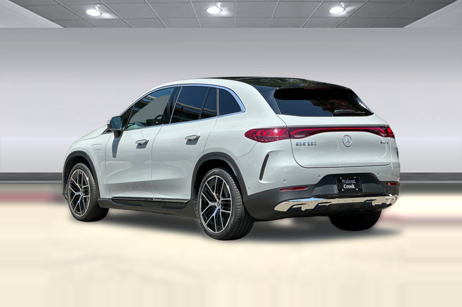 Used 2023 Mercedes-Benz EQE 350+ 4MATIC SUV image 3