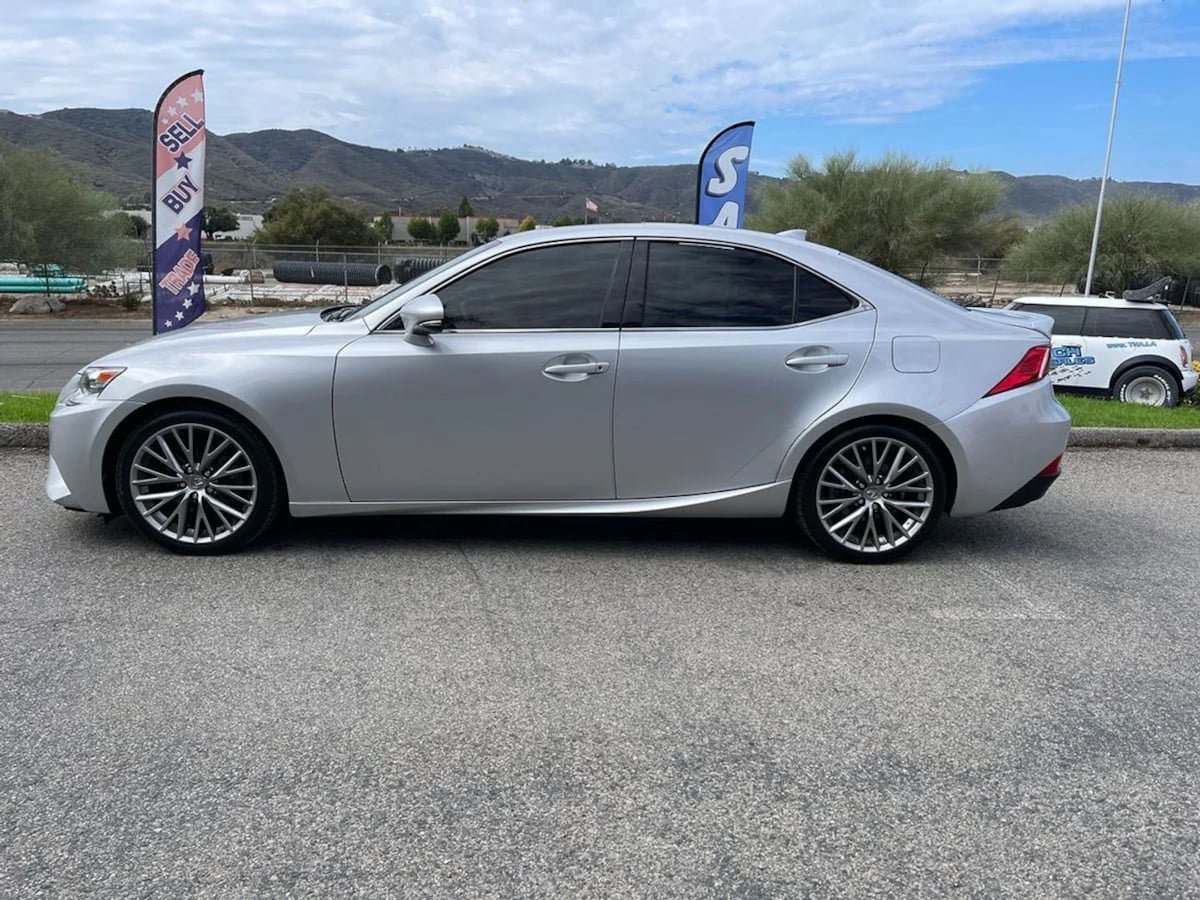 Used 2015 Lexus IS 250 AWD w/ Luxury Package image 8
