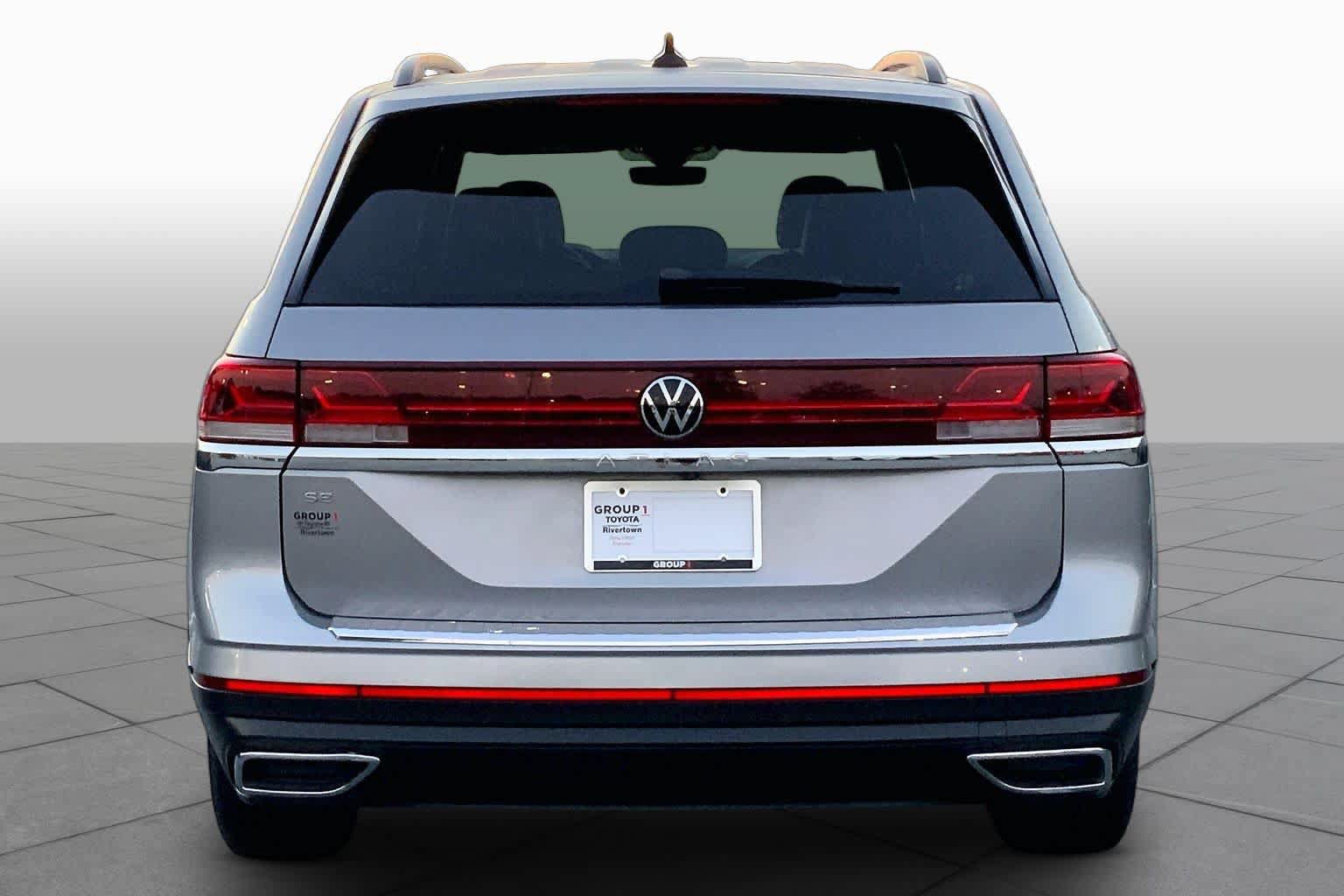 Used 2024 Volkswagen Atlas SE FWD image 5