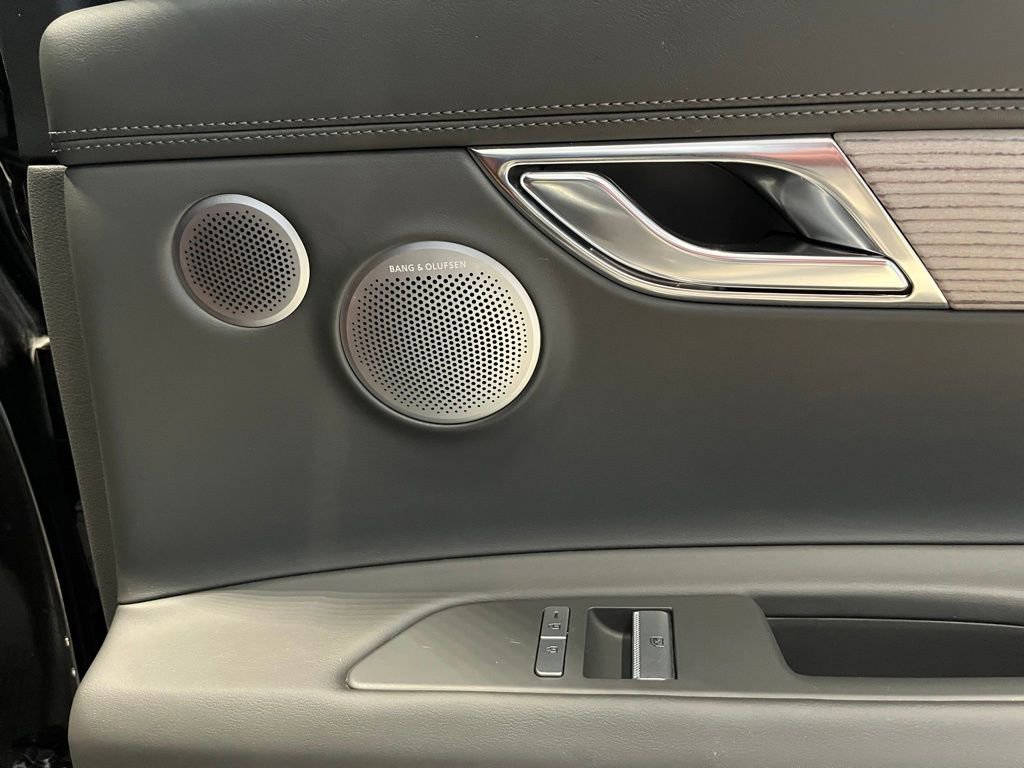 Used 2025 Genesis GV80 3.5T Prestige AWD/4WD image 29