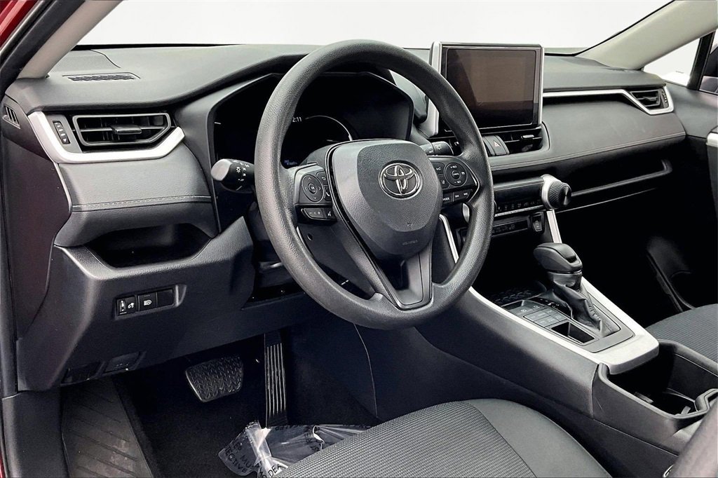 Used 2024 Toyota RAV4 LE image 14