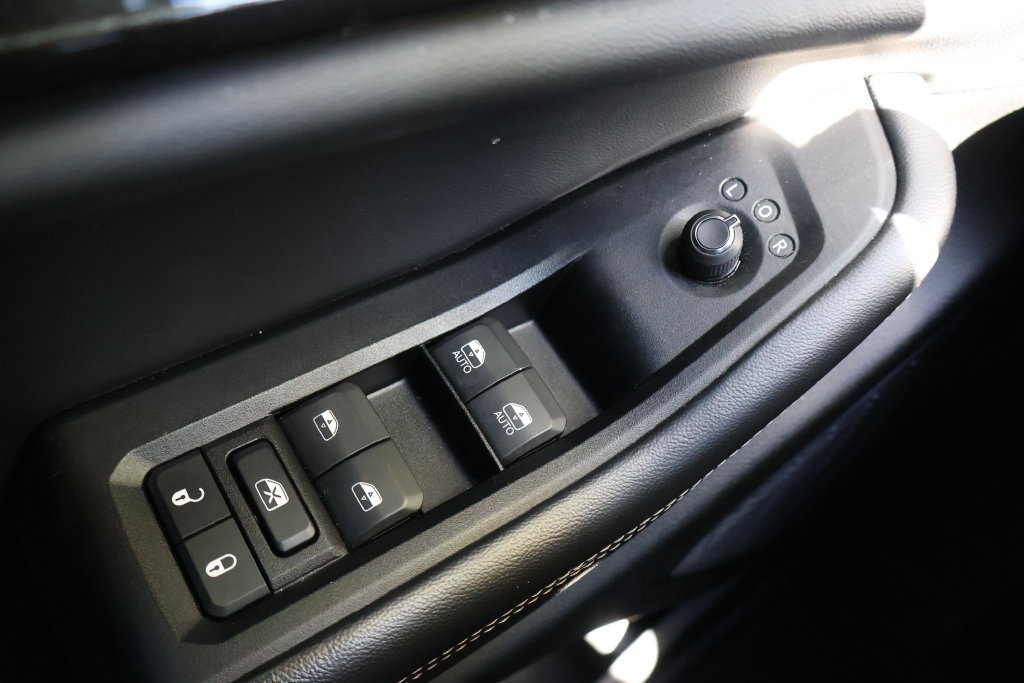 Used 2023 Jeep Grand Cherokee L Laredo AWD/4WD image 35