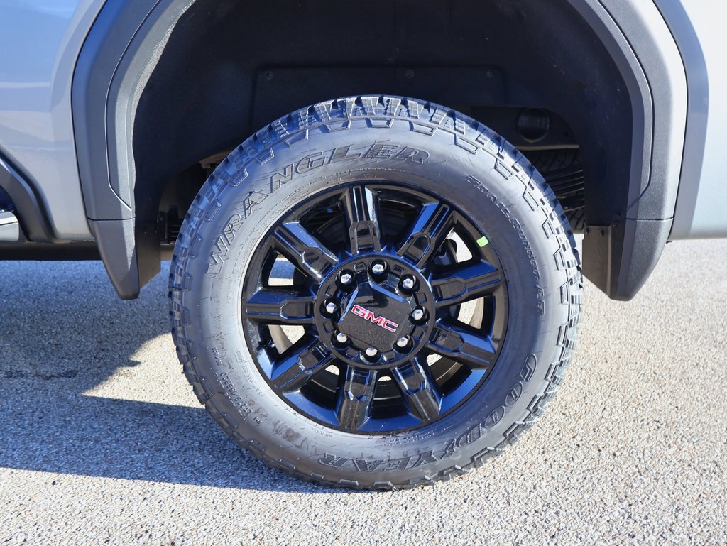 New 2026 GMC Sierra 2500 AT4 image 35